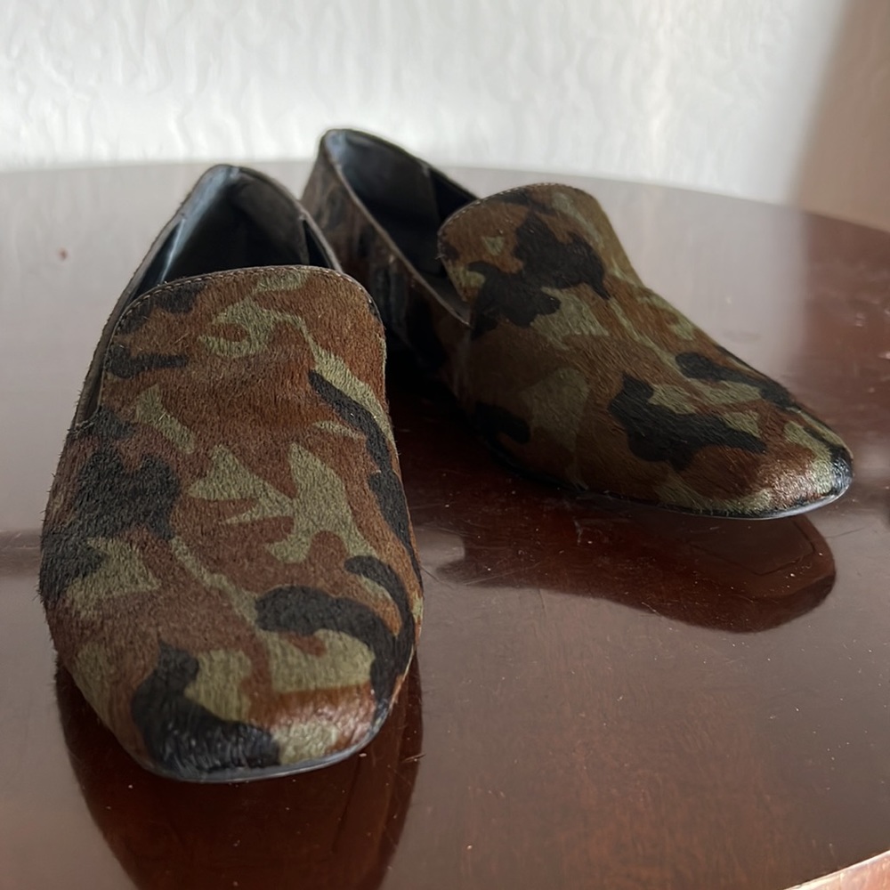 DOLCE VITA New Camo Studded Loafer Size 6.5 - Picture 3 of 16